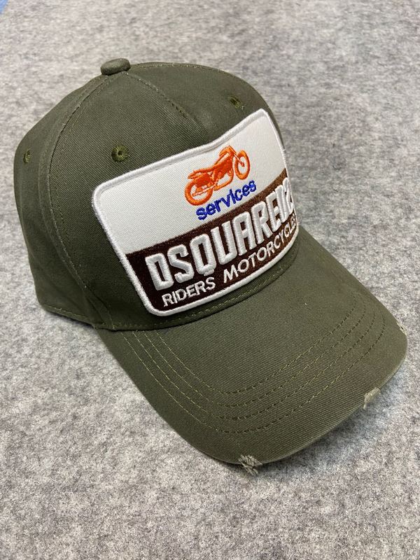 DSQ cap D196
